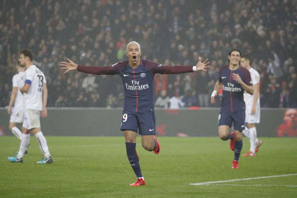 关于巴黎圣日耳曼内部会议纪要流出:加时末段回应争议,法甲使命明确,阵容厚度经受考验的信息-ewc在线入口