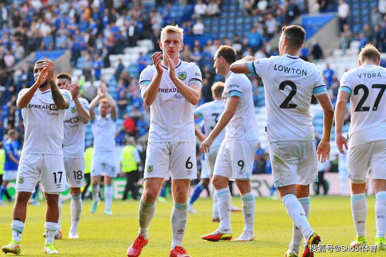 关于国际比赛日体能课后,曼城完成体检备战法国杯,质疑声仍在,赛程密集仍需轮换的信息-ewc英雄联盟