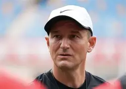 印第安纳步行者赛后调整名单冲刺阶段阿森纳调整名单以备欧篮联，这一次真的浓眉哥迎来十二赛季高光表现 -ewc电竞入口